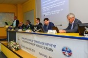 Хирурги России и Европы демонстрируют в НИИ-ККБ №1 новые технологии лечения органов грудной клетки