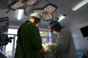 Краснодарские онкологи удалили опухоль размером с куриное яйцо 